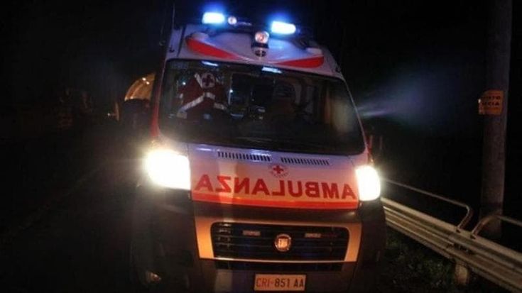 Chiesa Rossa, ubriaco e sotto l’effetto di droghe si schianta con una moto rubata: grave in ospedale