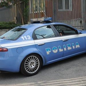 Brindisi, aveva nascosto la droga tra le balle di fieno: arrestato 28enne