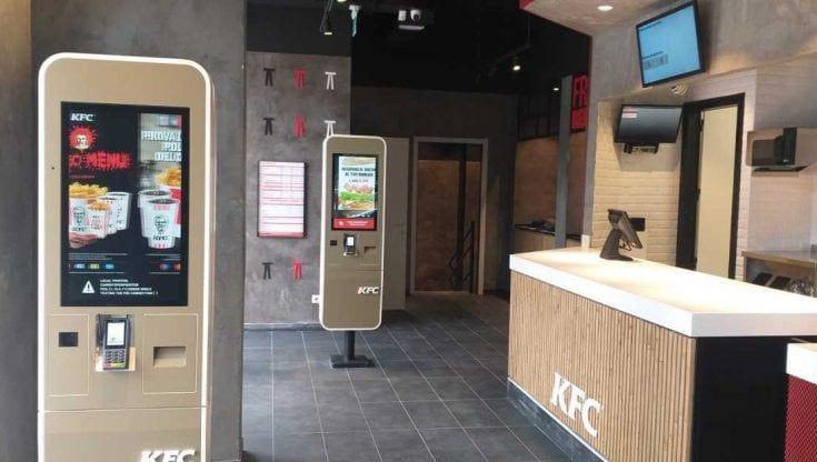 Il re del pollo fritto arriva a Palermo: apre lunedì Kentucky Fried Chicken