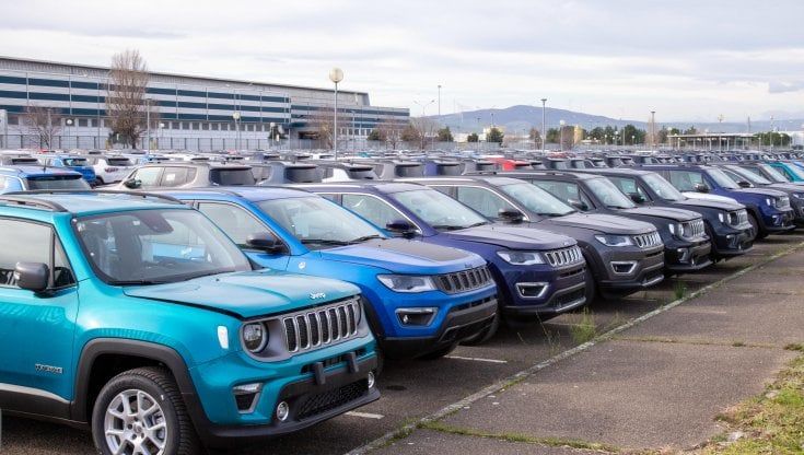 Auto, a giugno il mercato sale del 13,3%. Ma il semestre è un quarto sotto i livelli pre-Covid