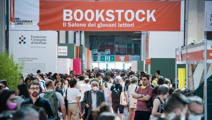 Salone del Libro, via alla sfida per il nuovo direttore. Elisabetta Sgarbi: "Loewenthal perfetta per quel ruolo"