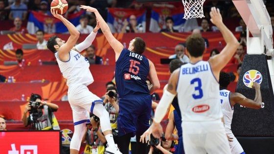 Mondiali basket, Italia grande per 30' ma non basta: la Serbia vince 92-77