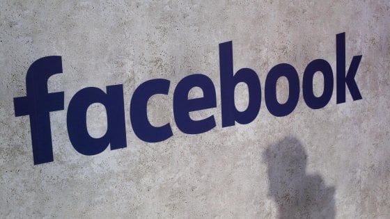 Privacy, così Facebook cercava di condizionare i politici europei