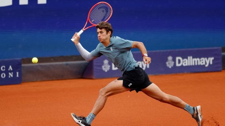 Madrid, Cobolli agli ottavi: 6-3, 6-2 a Vallejo. Darderi eliminato da Cerundolo