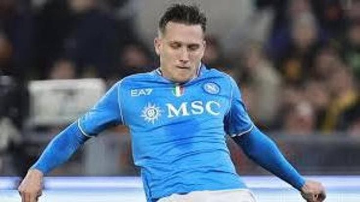 Domenica (ore 18) con il Lecce l’ultima di Osimhen-Zielinski