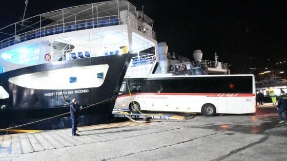 Coronavirus, cosa cambia sulle isole del golfo: stop alle comitive turistiche e controlli sui porti