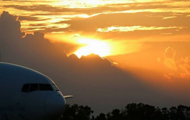 Dal tramonto all'ora blu, cartoline romantiche da Malpensa