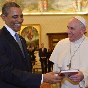 Obama va dal Papa e si commuove: "E' meraviglioso incontrarla"