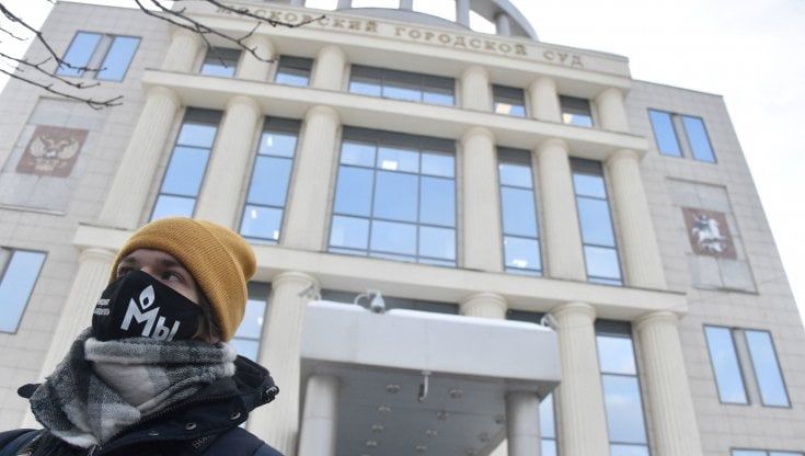 Russia, lo storico dei Gulag Dmitriev condannato a 15 anni di carcere