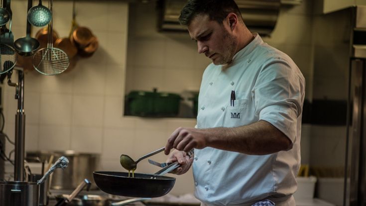 La scelta dello chef: “Mollo e faccio il papà, l'unica stella adesso è il mio bambino”