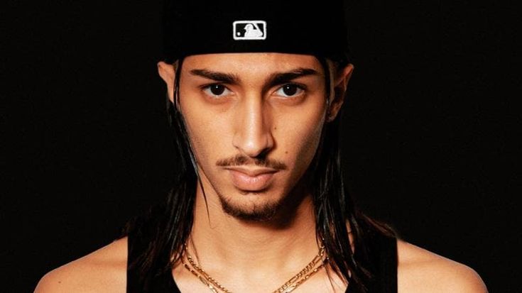 Baby Gang, la parabola del “cattivo ragazzo”: la giustizia lo riporta in carcere ma le sue rime conquistano i fan
