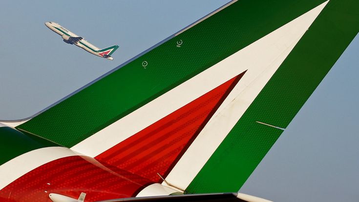 Taglio ai voli e 2.800 esuberi. Ecco il piano Delta per Alitalia