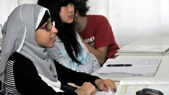 Sei figlia di pakistani? Il liceo non fa per te, vai all'istituto tecnico