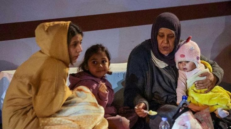 Libano, Israele usa proiettili al fosforo bianco, mentre 500mila persone fuggono senza meta