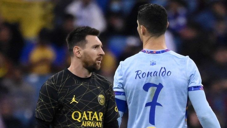 Messi segna, Ronaldo fa doppietta: al Psg l'amichevole d'oro in Arabia