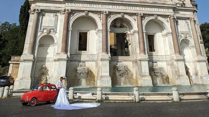 Matrimoni, a Roma si sposano sempre meno coppie: “Solo una su tre sceglie le nozze in chiesa”