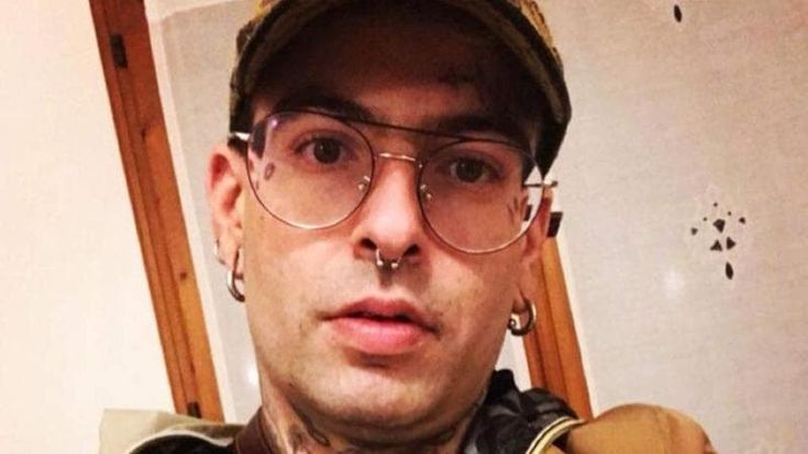 Arrestato per spaccio il rapper Malacarne: in casa aveva ketamina, ossicodone e mdma