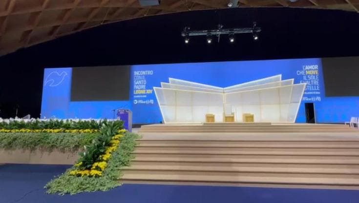 Meeting di Rimini, tutto pronto per l'intervento di Papa Leone nel Grand Auditorium