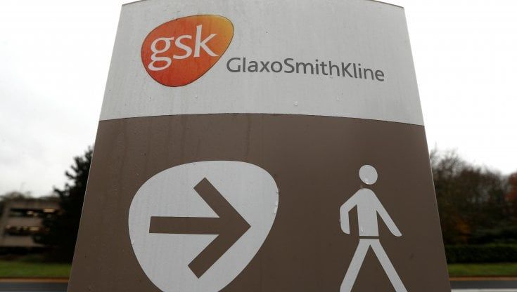 Vaccini prodotti in Italia, dalla Gsk di Siena: "Disponibili a collaborare" 