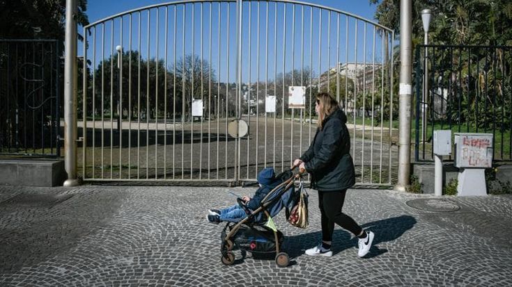 Mamme e lavoratrici, incastro impossibile. Una su cinque lascia il posto