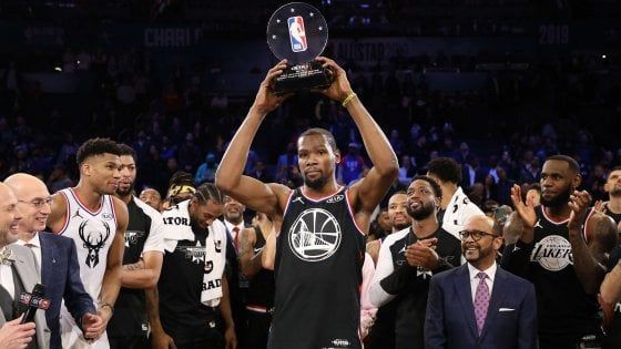 Basket, All Star Game Nba: LeBron batte Antetokounmpo, Durant Mvp