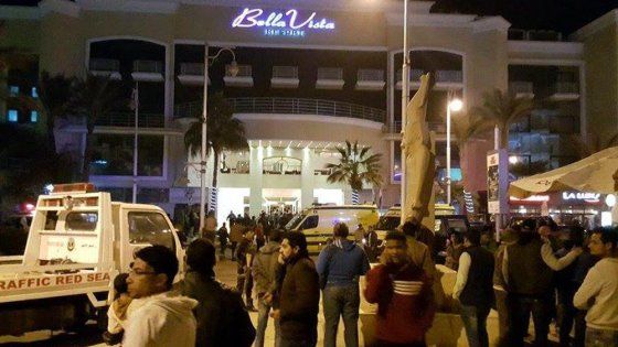 Egitto, attacco ai turisti a Hurghada: assalitori neutralizzati, tre turisti feriti lievemente