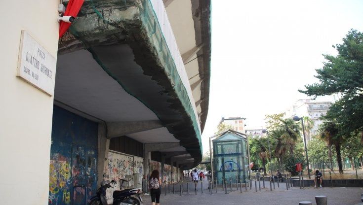 Raid contro l'ambulanza: "Vomero fuori controllo, è stata una notte d'inferno"