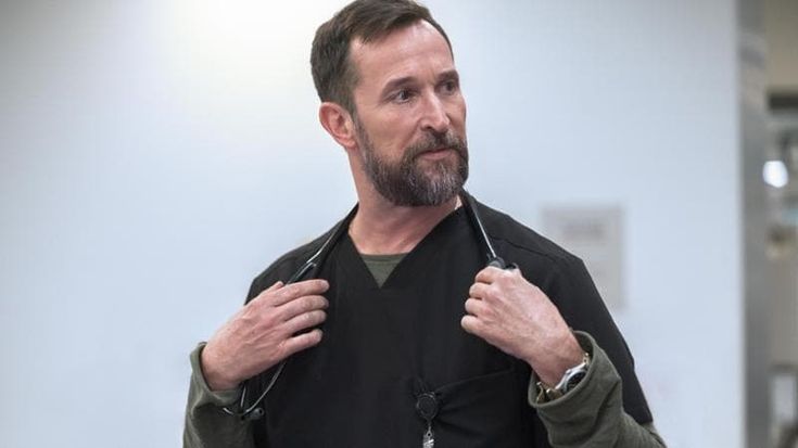 Noah Wyle, star di ‘The Pitt’: “Io medico sul set, mi sento un operaio della fabbrica dei sogni”