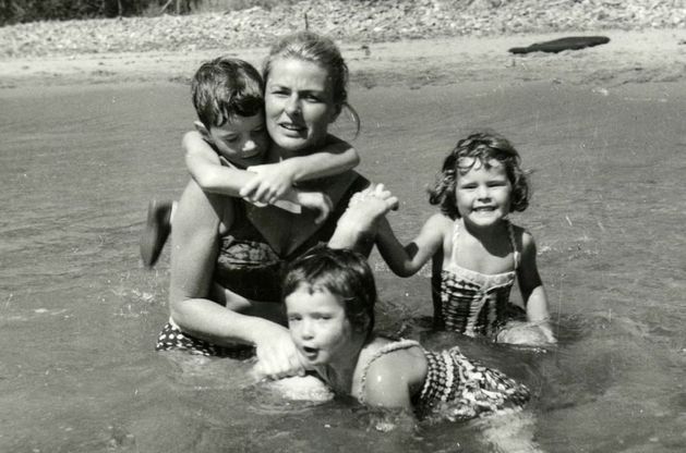 Ingrid Bergman, 100 anni di classe e fascino. Le immagini private 