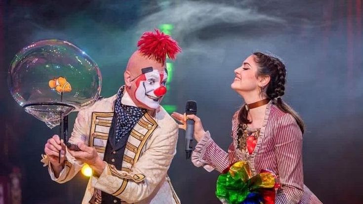 Il clown Carillon: “Gesti poetici per risvegliare le emozioni”