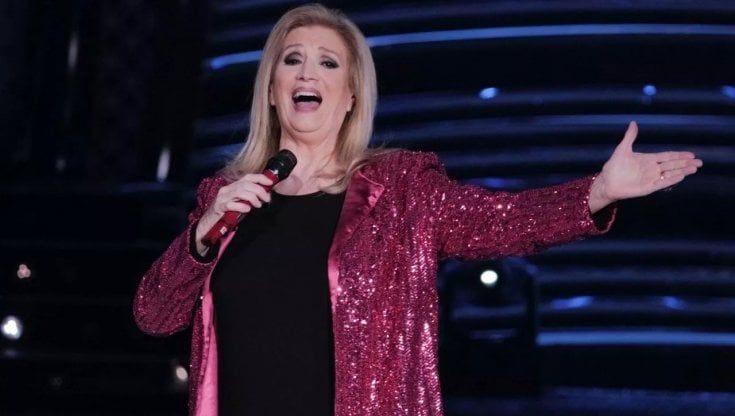 'Voglio amarti' il testo della canzone di Iva Zanicchi a Sanremo 2022