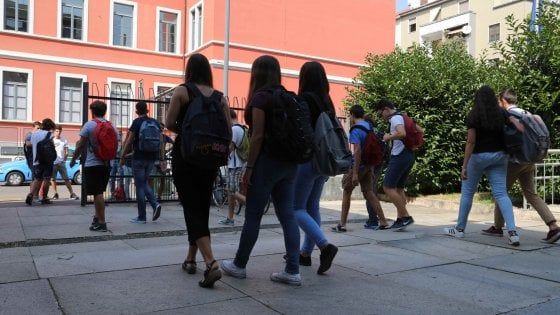 Milano, un test agli studenti per aiutarli a vincere l'ansia dei voti: "Così motiviamo chi è in difficoltà"
