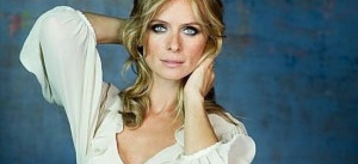 Serena Autieri: "Ricordo le domeniche mattina a discutere leggendo Repubblica e le battaglie di mio padre, lettore appassionato"