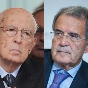 Voto anticipato e proporzionale, tutti i "padri nobili" contro Renzi. Ma il segretario: avanti comunque