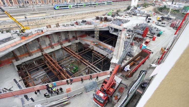 Sciopero nel settore edile dopo la morte dell’operaio nel cantiere Foster
