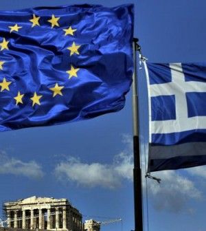 Atene, i conti dell'austerity:<br />greci pi&ugrave; poveri del 40%