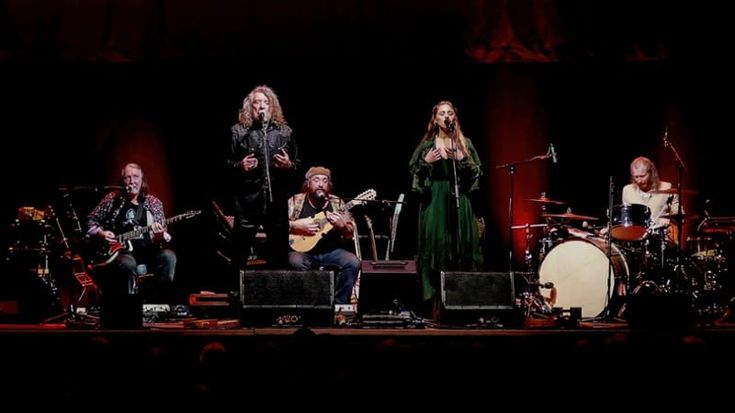 Robert Plant a Bari l’1 settembre, il concerto è sold out: il cantante vieta foto e video al pubblico