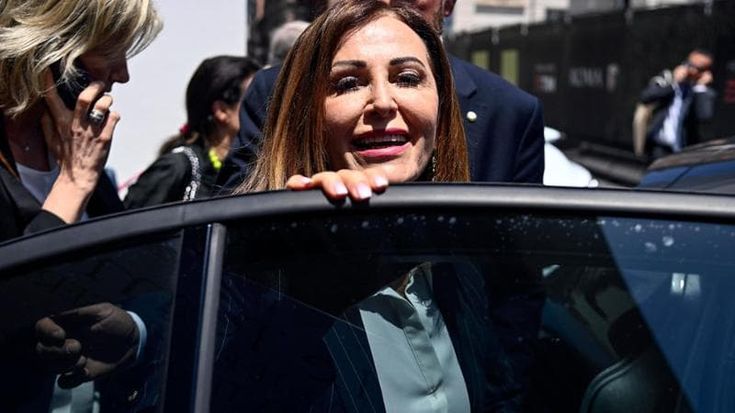Santanchè indagata, dal falso in bilancio alla bancarotta: tutte le accuse della procura di Milano a cui deve rispondere la ministra