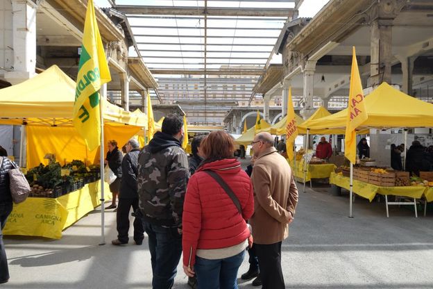 Corso Sardegna, la primavera riporta i contadini