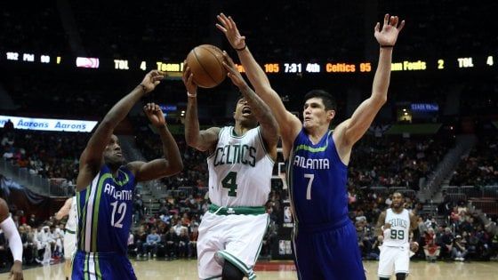 Basket, Nba: Boston cade ancora, Chicago e Indiana avvicinano i playoff