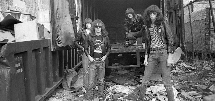 Estate 1976, a Londra e New York è l'ora dei Ramones