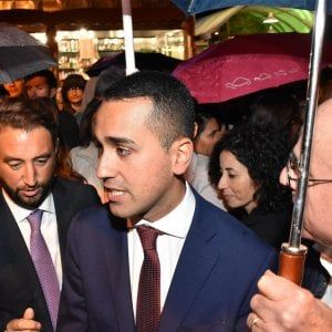 Di Maio: "Confronto con Boschi? Sì, ma insieme ai risparmiatori di Banca Etruria"