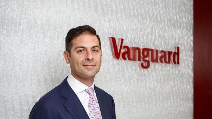 Rosti (Vanguard): “Il consulente finanziario è come un regista”