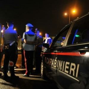 Movida senza regole, controlli dei carabinieri