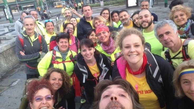 Milano-Pavia a piedi, tornano i Caminantes: da gita tra amici a evento per migliaia