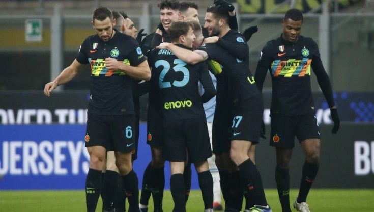 Inter-Lazio 2-1: Bastoni gol e assist per Skriniar, i nerazzurri restano in testa