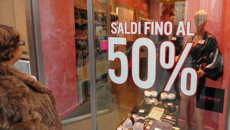 Saldi in Sicilia dal 7 gennaio, firmato il decreto: si concluderanno il 15 marzo