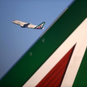Alitalia, verso la proroga del prestito ponte