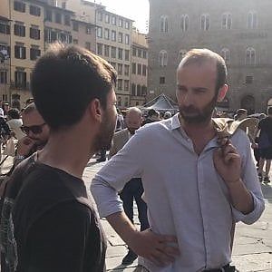 L'assessore Vannucci ha incontrato i riders in piazza Signoria