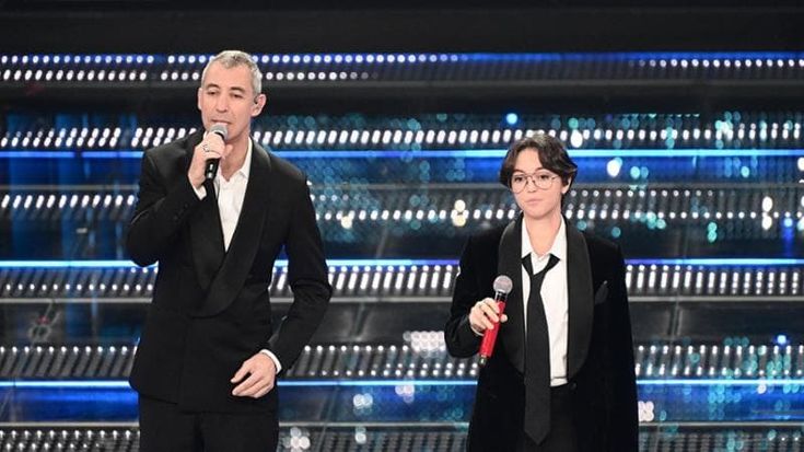 Paolo Kessisoglu e la figlia Lunita a Sanremo cantano il disagio giovanile